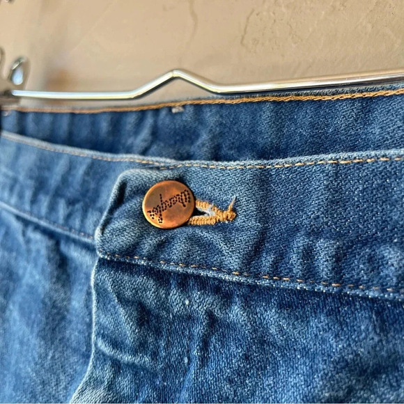 Vintage Wrangler Jeans 42x32 Cowboy Work Ranch Outdoors Mens Farmer Chore Hipste - Picture 6 of 13